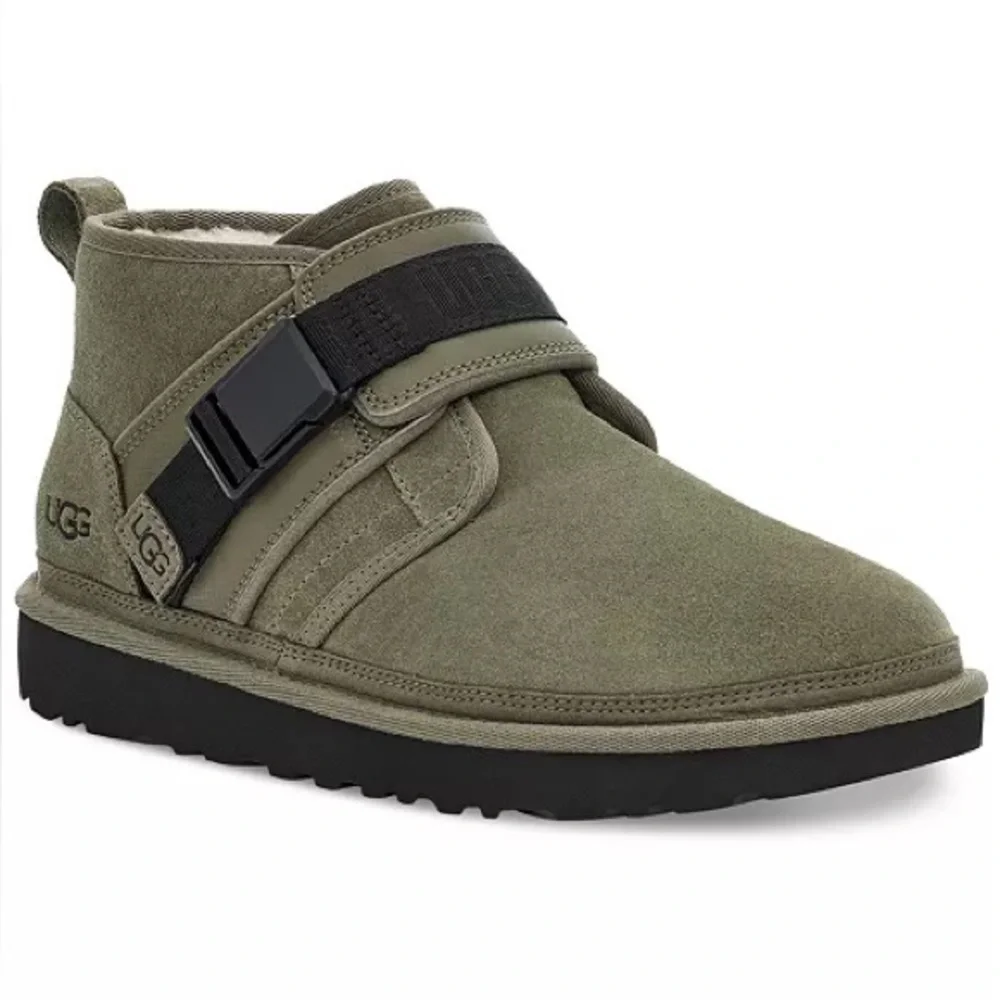 Ugg Neumel Snapback Boots